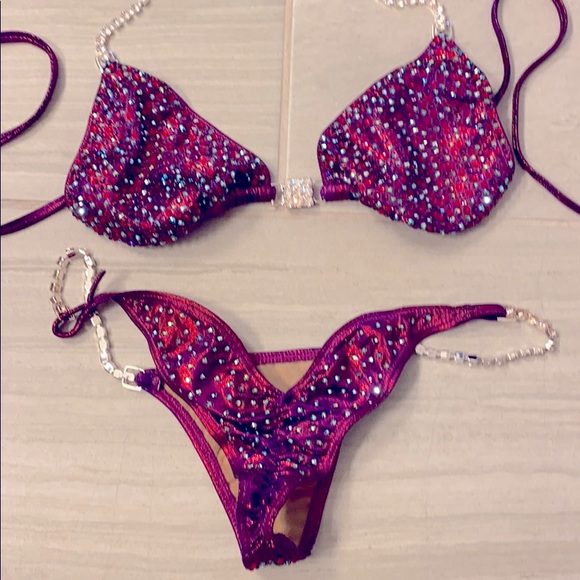 NPC/IFBB Competition Bikini - Picture 4 of 9